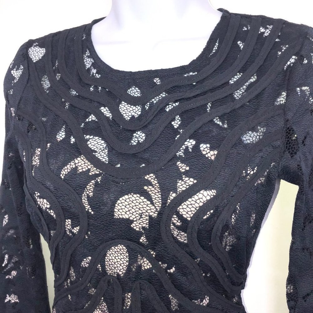 H&M blue lace dress open back - Picture 3 of 13